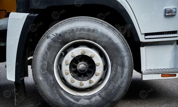 Автобетононасос Isuzu Giga: фото 29