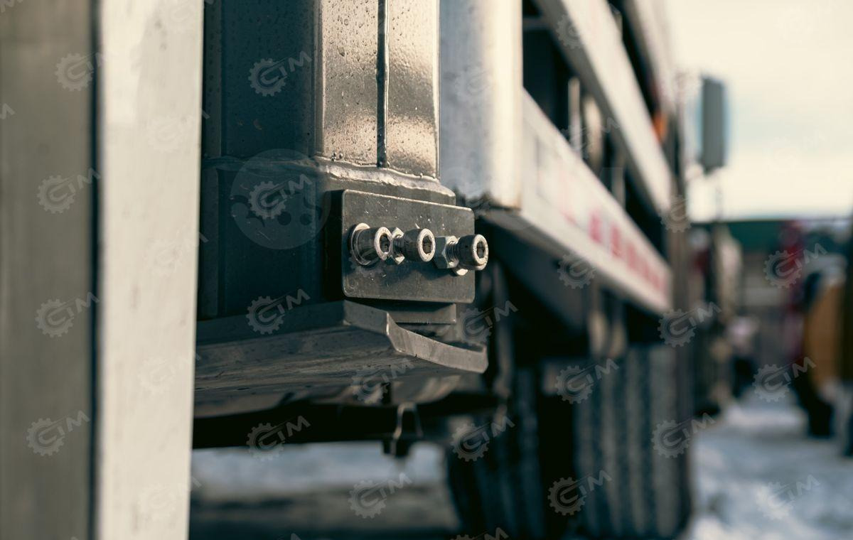 Новый Грузовик с подъемником Isuzu Giga: фото 18