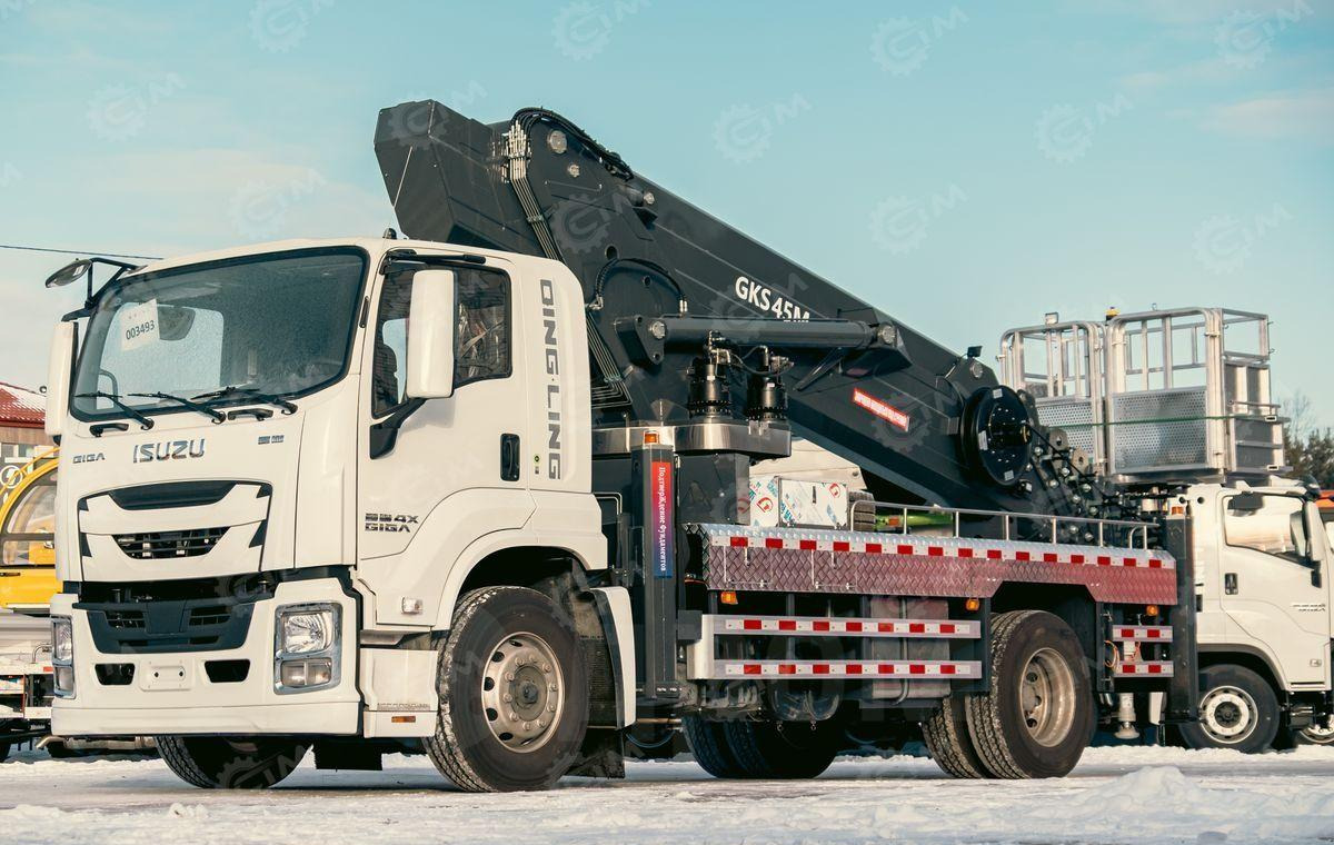 Isuzu Giga - Грузовик с подъемником: фото 1 Isuzu Giga - Грузовик с подъемником: фото 1