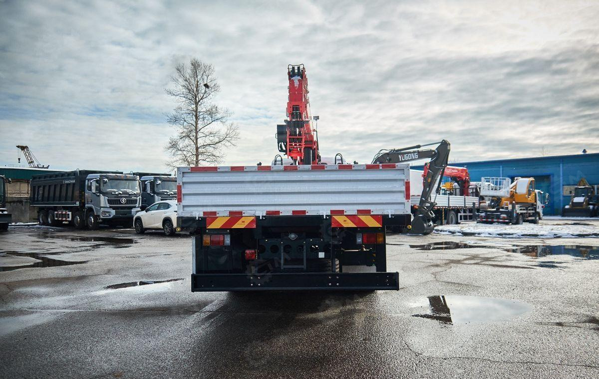 Новый Бортовой грузовик/ Платформа, Автоманипулятор Isuzu Giga: фото 8