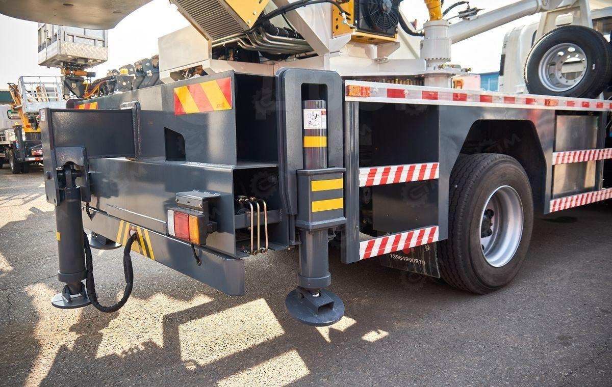 Новый Автокран Isuzu Giga: фото 12