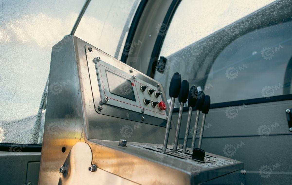 Новый Грузовик с подъемником Isuzu Giga: фото 10