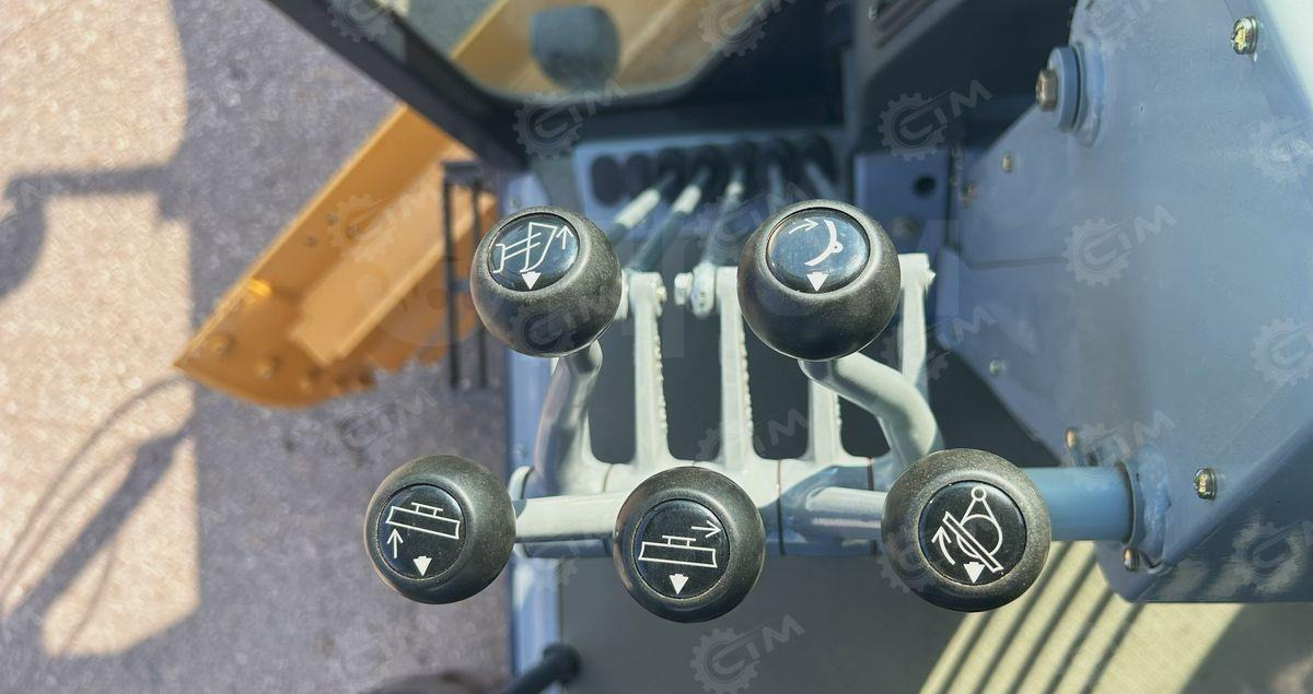 Новый Грейдер SEM 922F AWD: фото 23