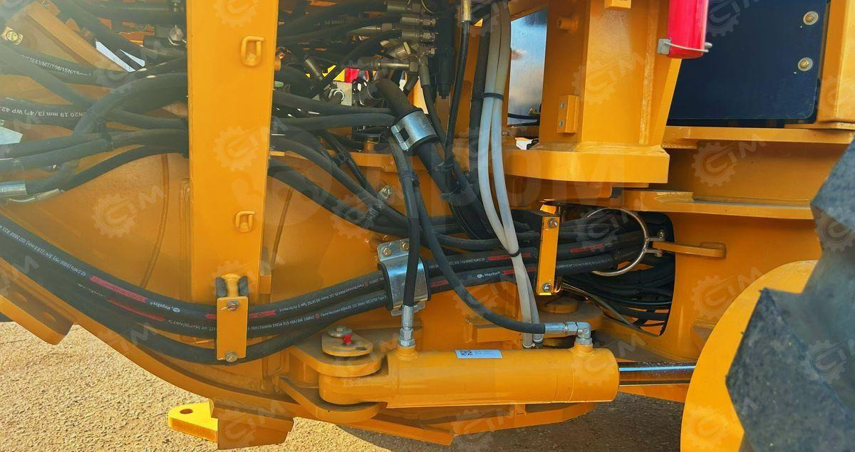 Новый Грейдер SEM 922F AWD: фото 18