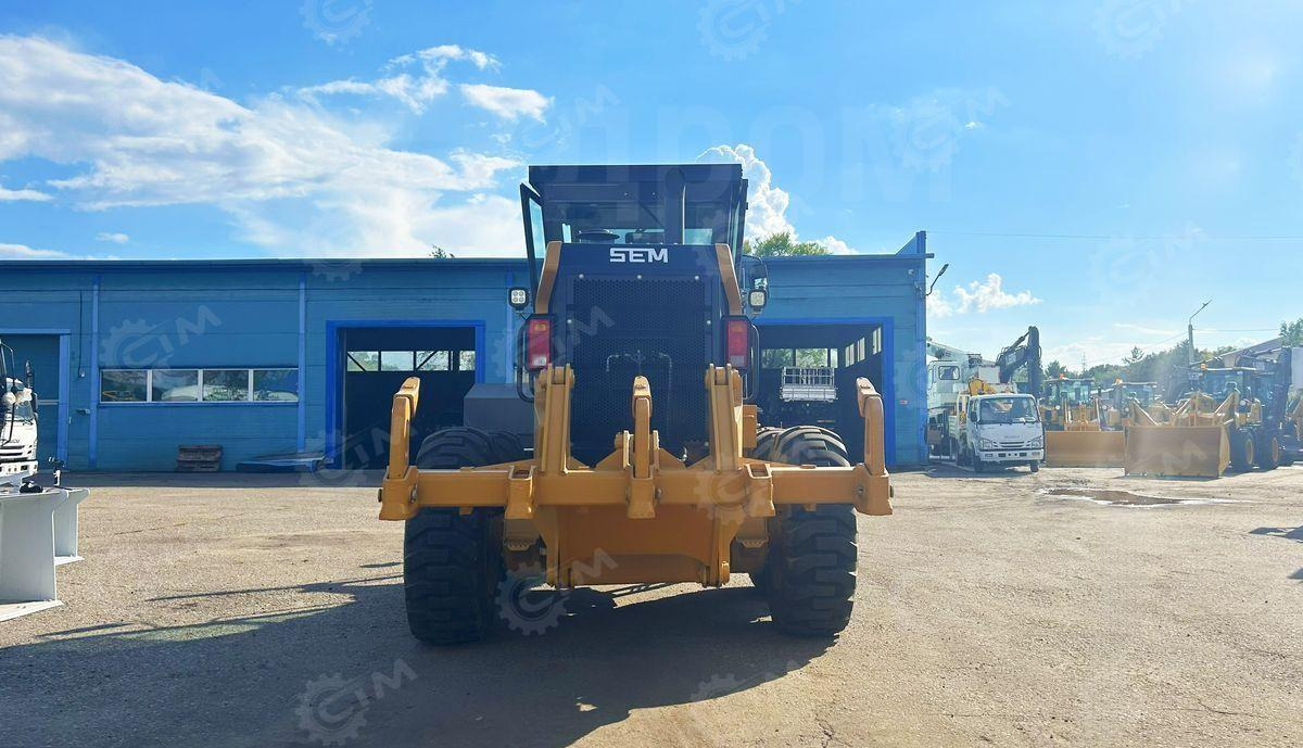 SEM 922F AWD - Грейдер: фото 5 SEM 922F AWD - Грейдер: фото 5