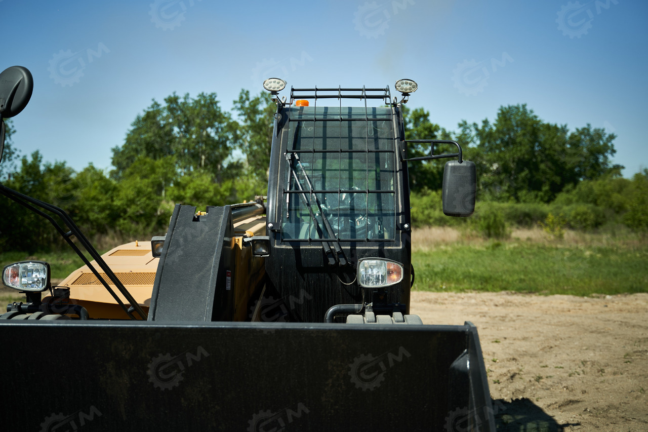 Новый Телескопический погрузчик YUGONG TR735 4WD: фото 39