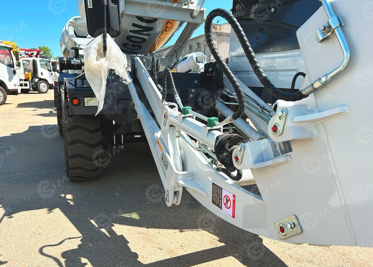 Новый Автобетоносмеситель Yugong SDM3000: фото 7