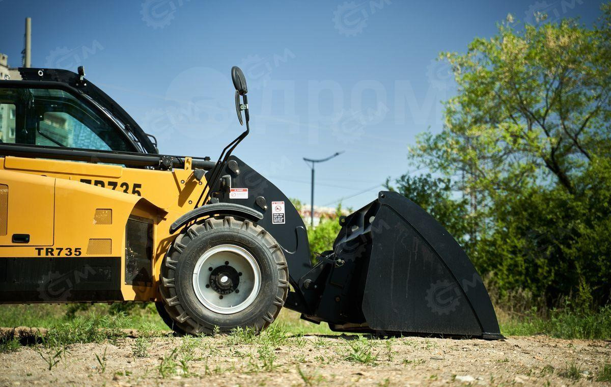 Новый Телескопический погрузчик Yugong TR735: фото 9