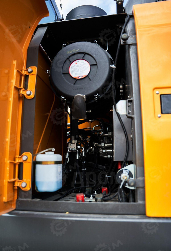 Новый Колёсный экскаватор Yugong YG215: фото 25