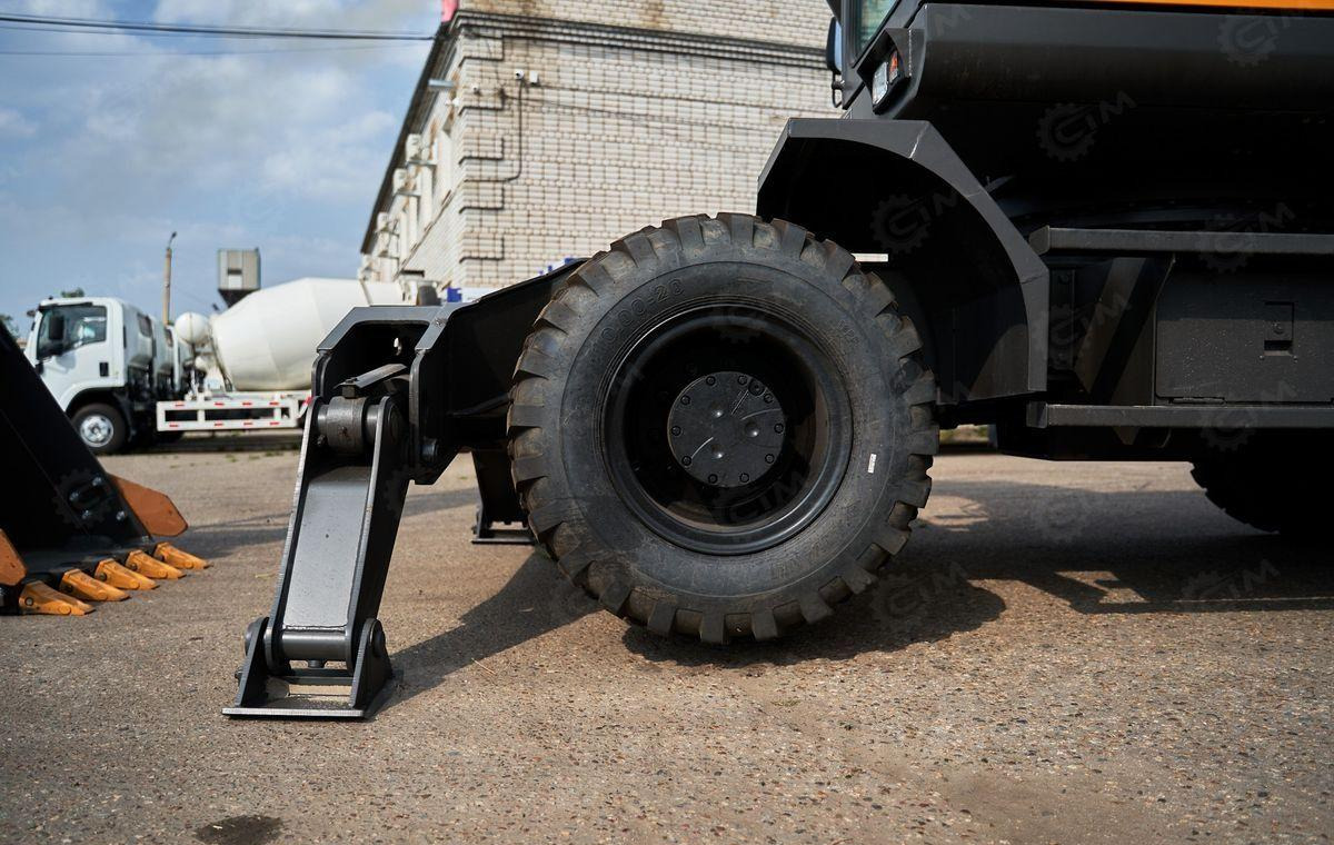 Новый Колёсный экскаватор Yugong YG215: фото 30