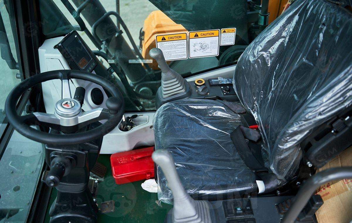 Новый Колёсный экскаватор Yugong YG215: фото 50