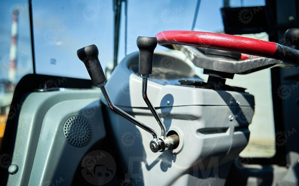 Новый Колёсный погрузчик Yugong ZL30: фото 30