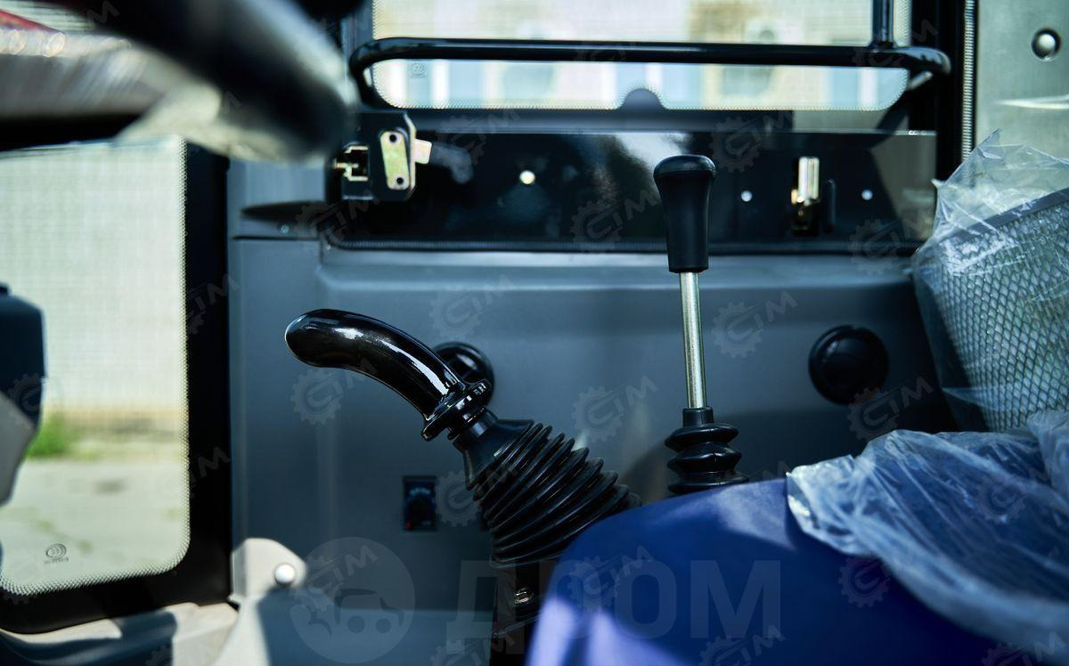 Новый Колёсный погрузчик Yugong ZL30: фото 29