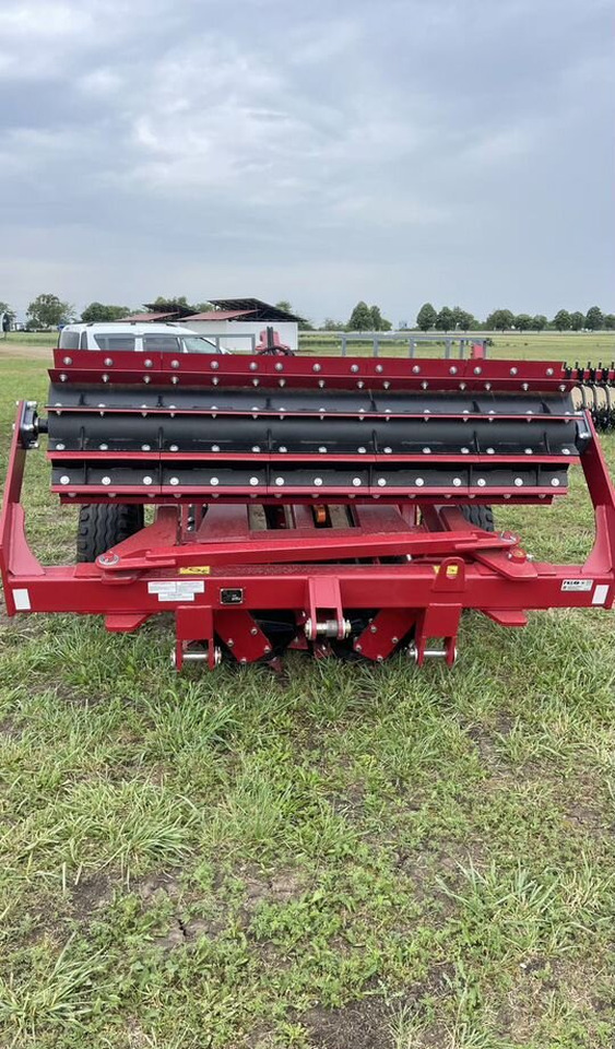 Завод Автотехнологий КИПО-6-01 - Полевой каток: фото 2 Завод Автотехнологий КИПО-6-01 - Полевой каток: фото 2