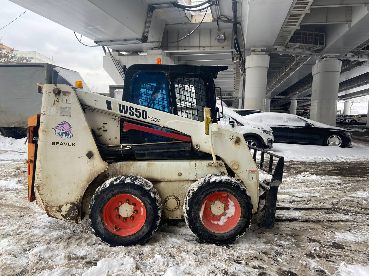 BEAVER WS50 - Мини-погрузчик (с бортовым поворотом): фото 3 BEAVER WS50 - Мини-погрузчик (с бортовым поворотом): фото 3