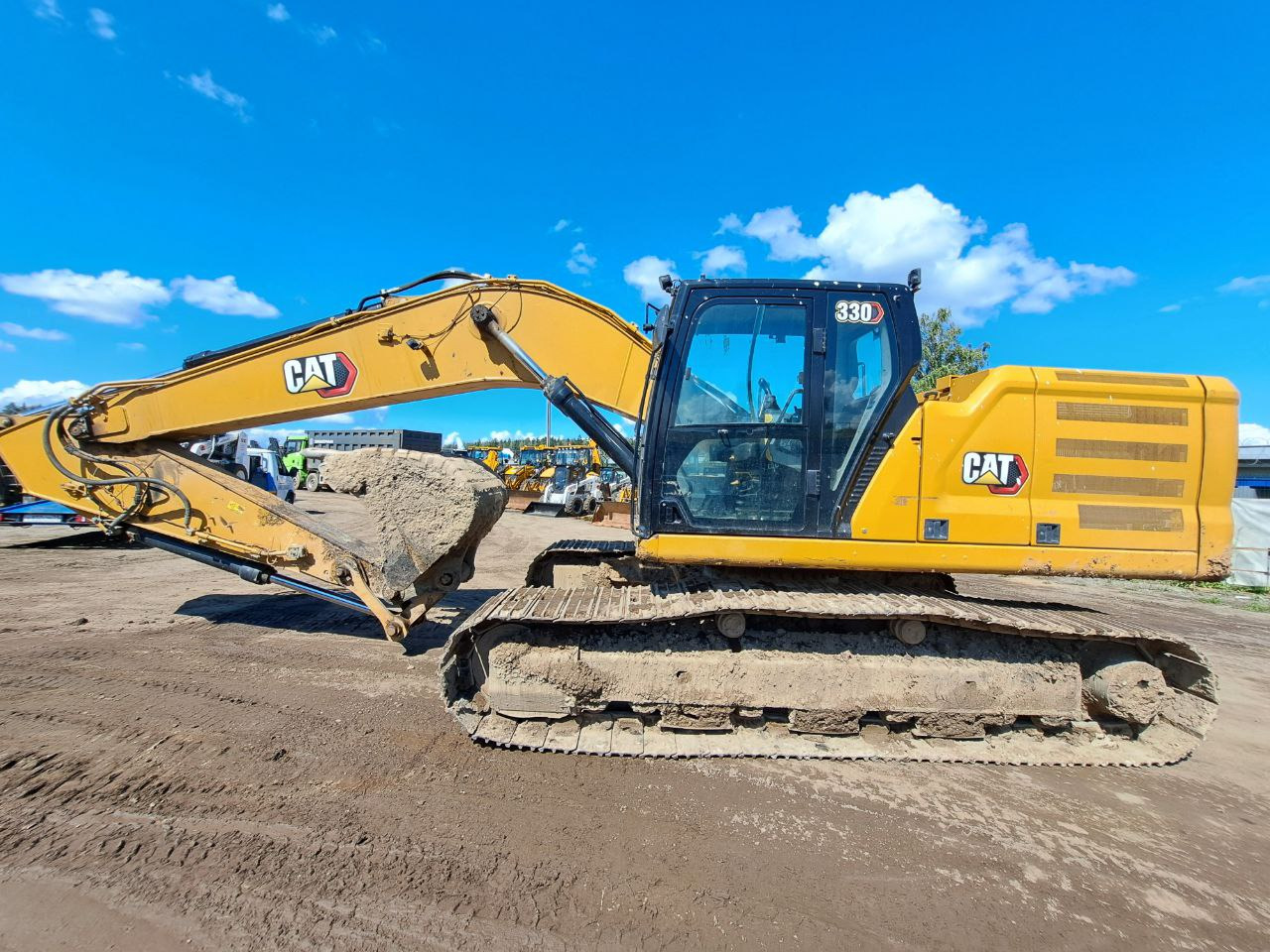Caterpillar 330 - Гусеничный экскаватор: фото 2 Caterpillar 330 - Гусеничный экскаватор: фото 2