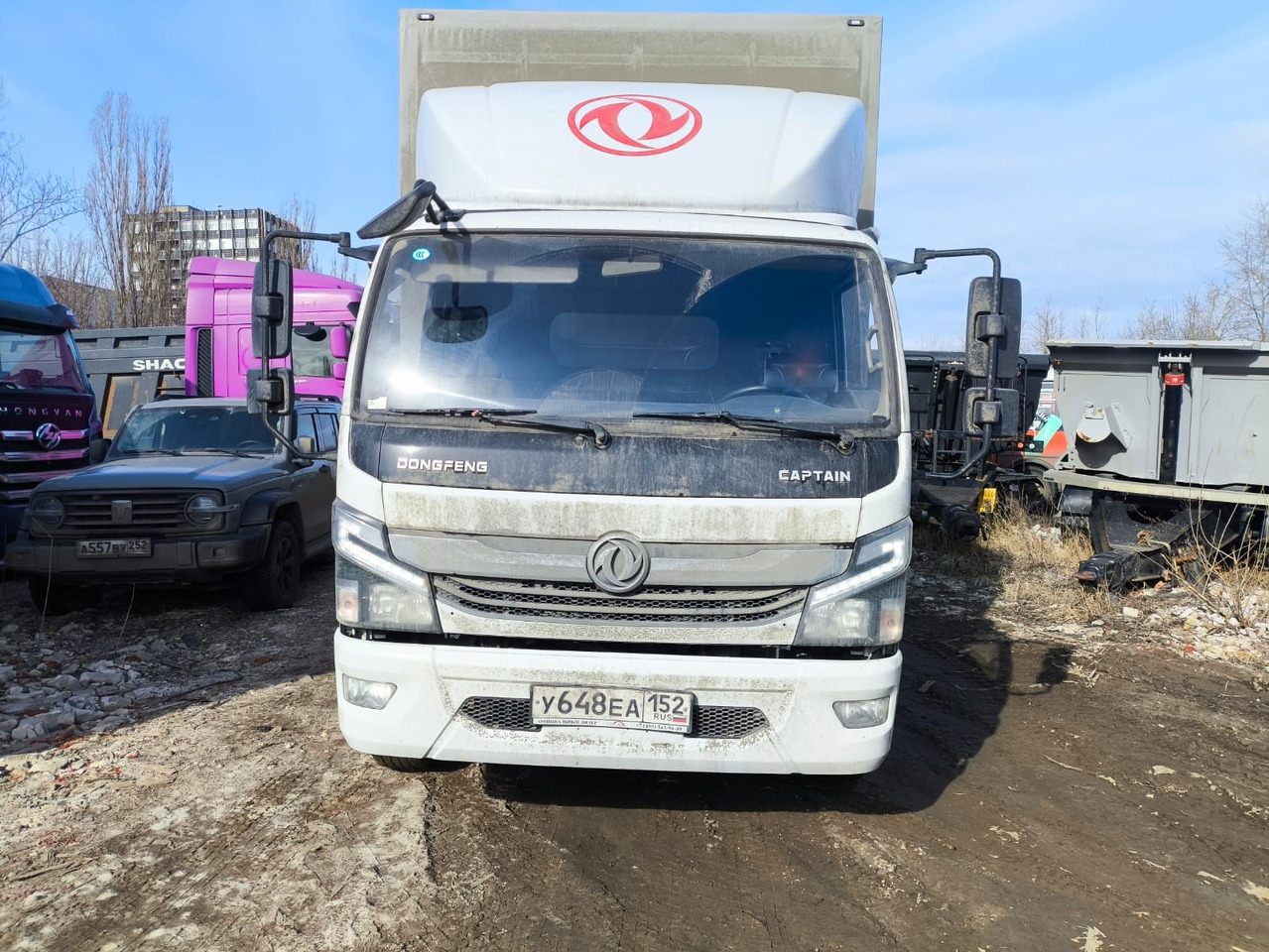 DongFeng 2818F-51 - Тентованный грузовик: фото 1 DongFeng 2818F-51 - Тентованный грузовик: фото 1