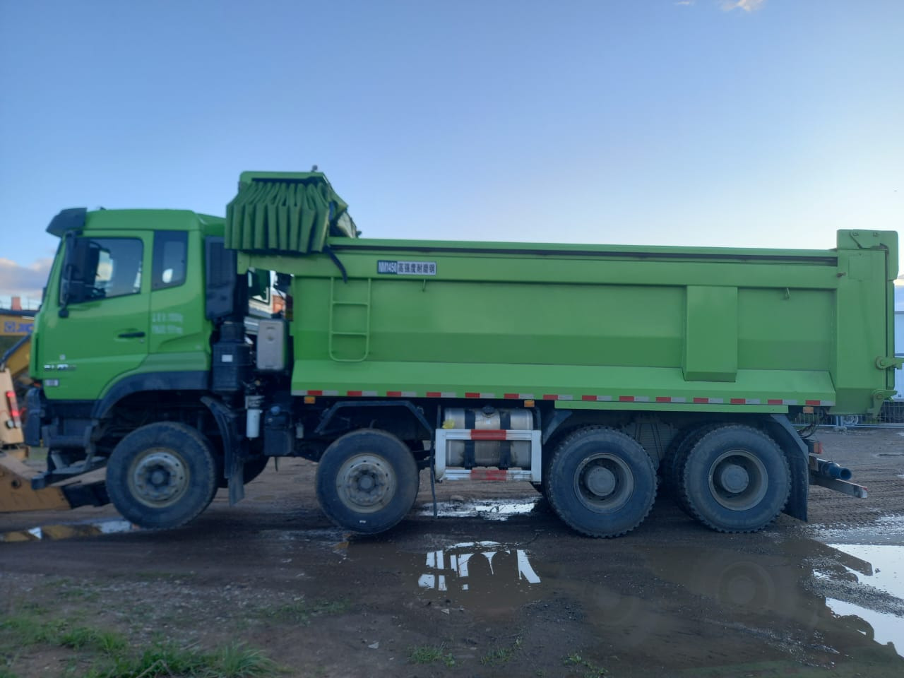 DongFeng EQ3310A20 - Самосвал: фото 2 DongFeng EQ3310A20 - Самосвал: фото 2