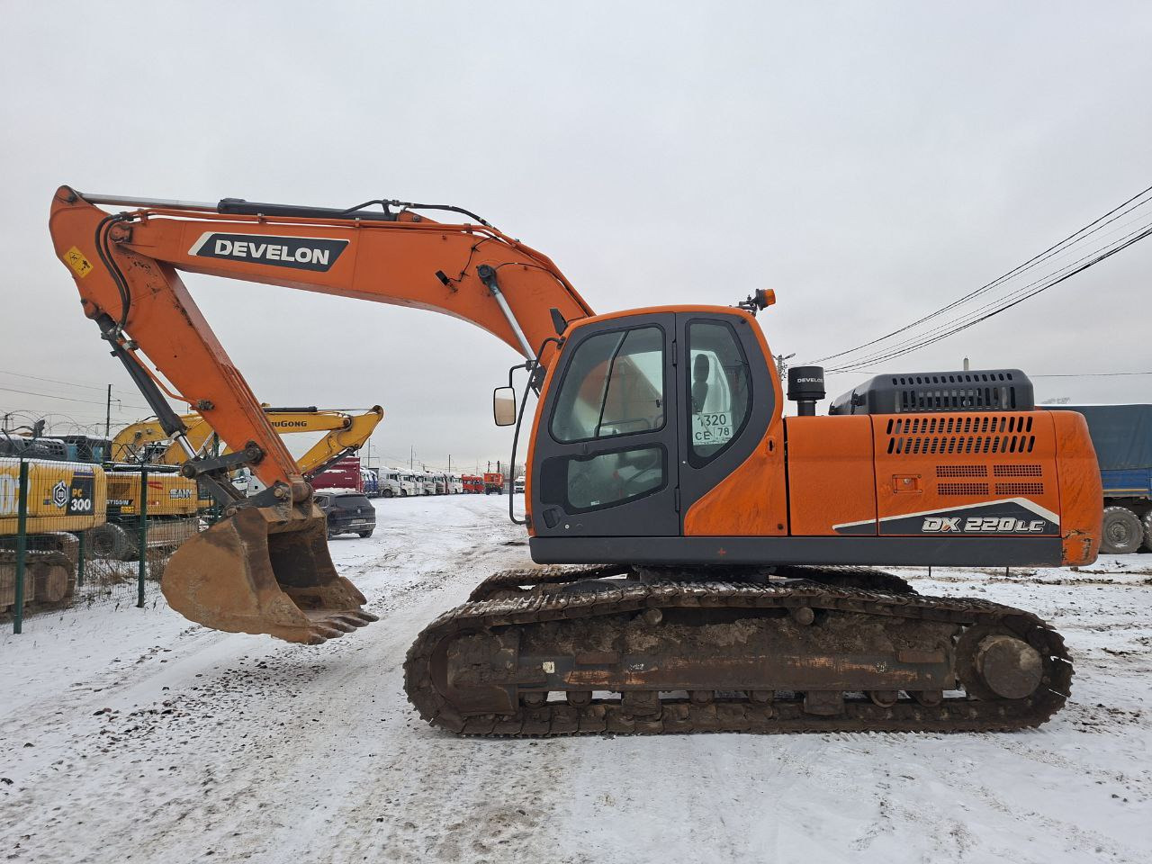 Doosan DX220LC-7M - Гусеничный экскаватор: фото 4 Doosan DX220LC-7M - Гусеничный экскаватор: фото 4