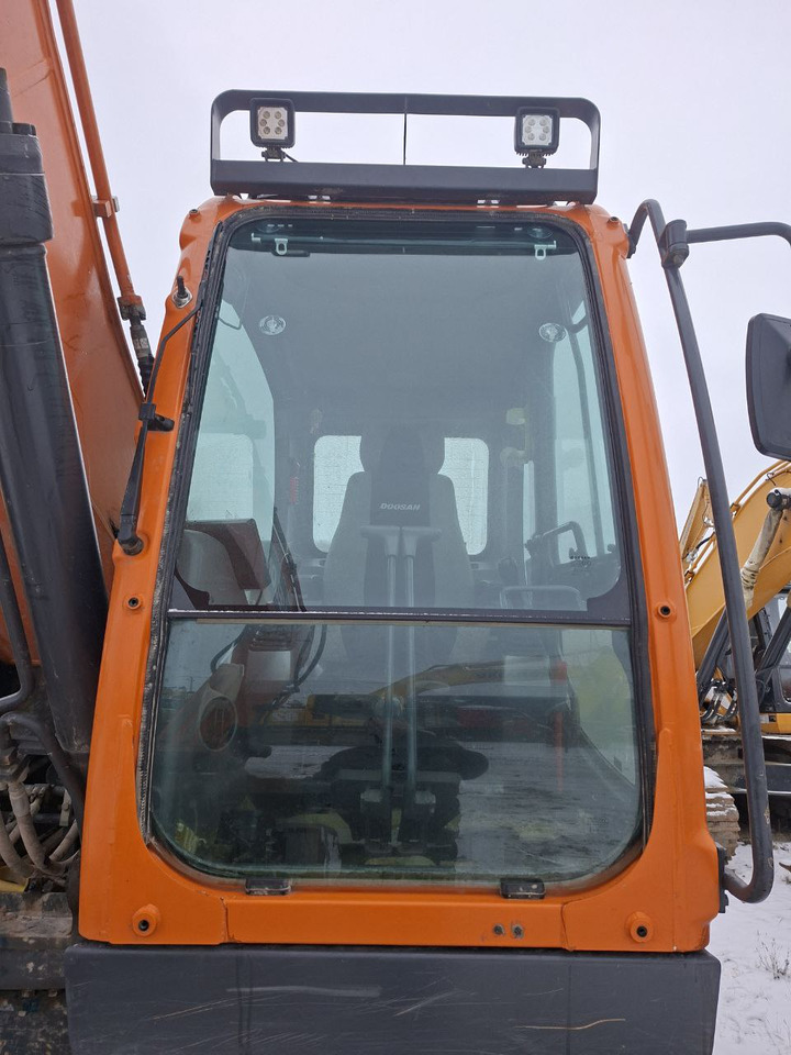 Гусеничный экскаватор Doosan DX220LC-7M: фото 8 Гусеничный экскаватор Doosan DX220LC-7M: фото 8