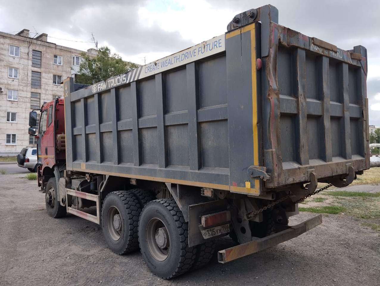 Самосвал FAW CA3250P66K24L1TE5: фото 6 Самосвал FAW CA3250P66K24L1TE5: фото 6