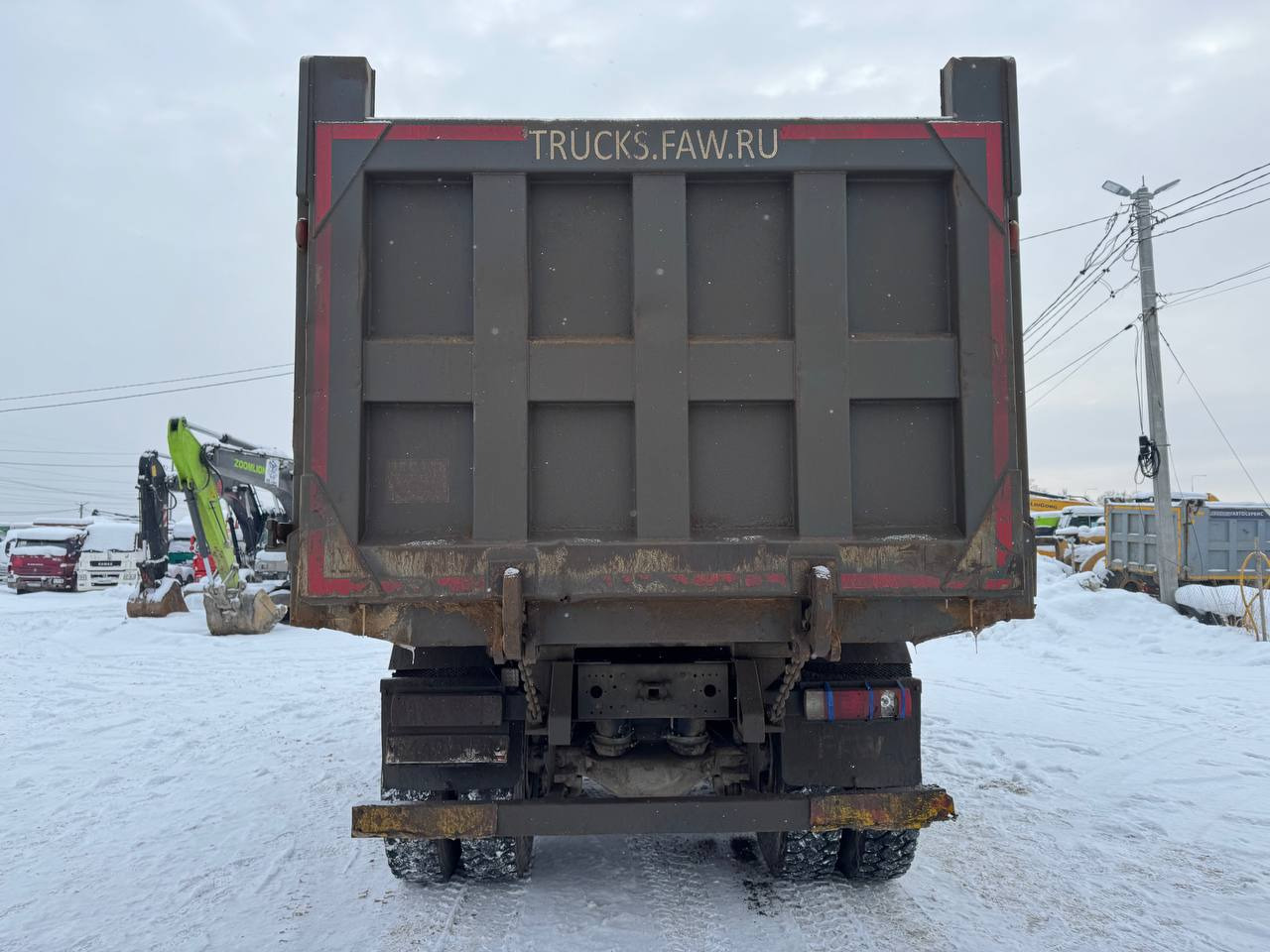 Самосвал FAW CA3250P66K24L1TE5: фото 9 Самосвал FAW CA3250P66K24L1TE5: фото 9