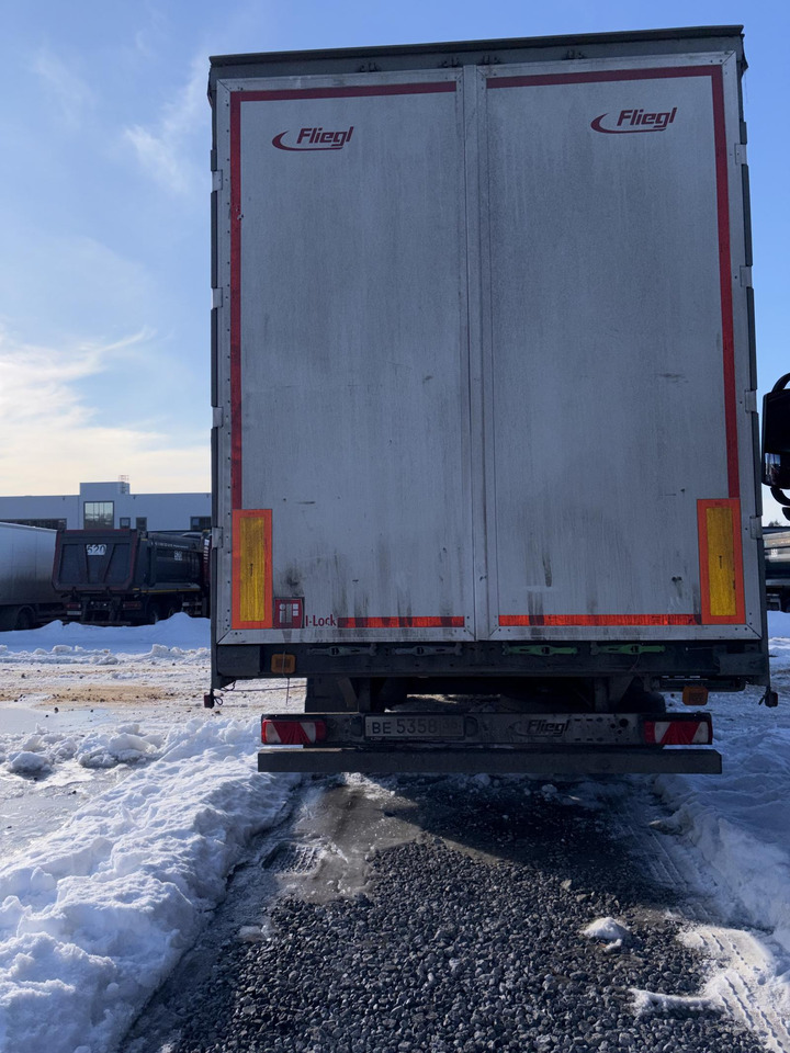Тентованный полуприцеп Fliegl SDS 350: фото 7 Тентованный полуприцеп Fliegl SDS 350: фото 7