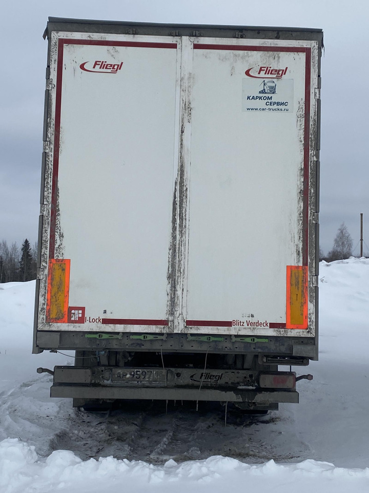 Fliegl SDS 350 - Тентованный полуприцеп: фото 5 Fliegl SDS 350 - Тентованный полуприцеп: фото 5