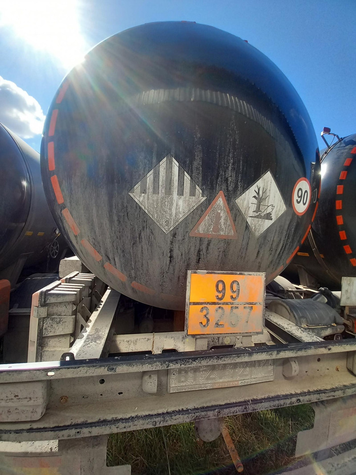 FoxTank 877721 - Полуприцеп-цистерна: фото 5 FoxTank 877721 - Полуприцеп-цистерна: фото 5