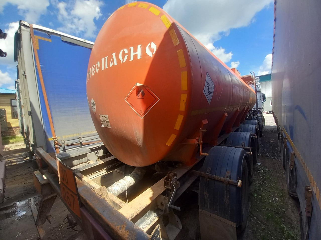 FoxTank 877721 - Полуприцеп-цистерна: фото 4 FoxTank 877721 - Полуприцеп-цистерна: фото 4