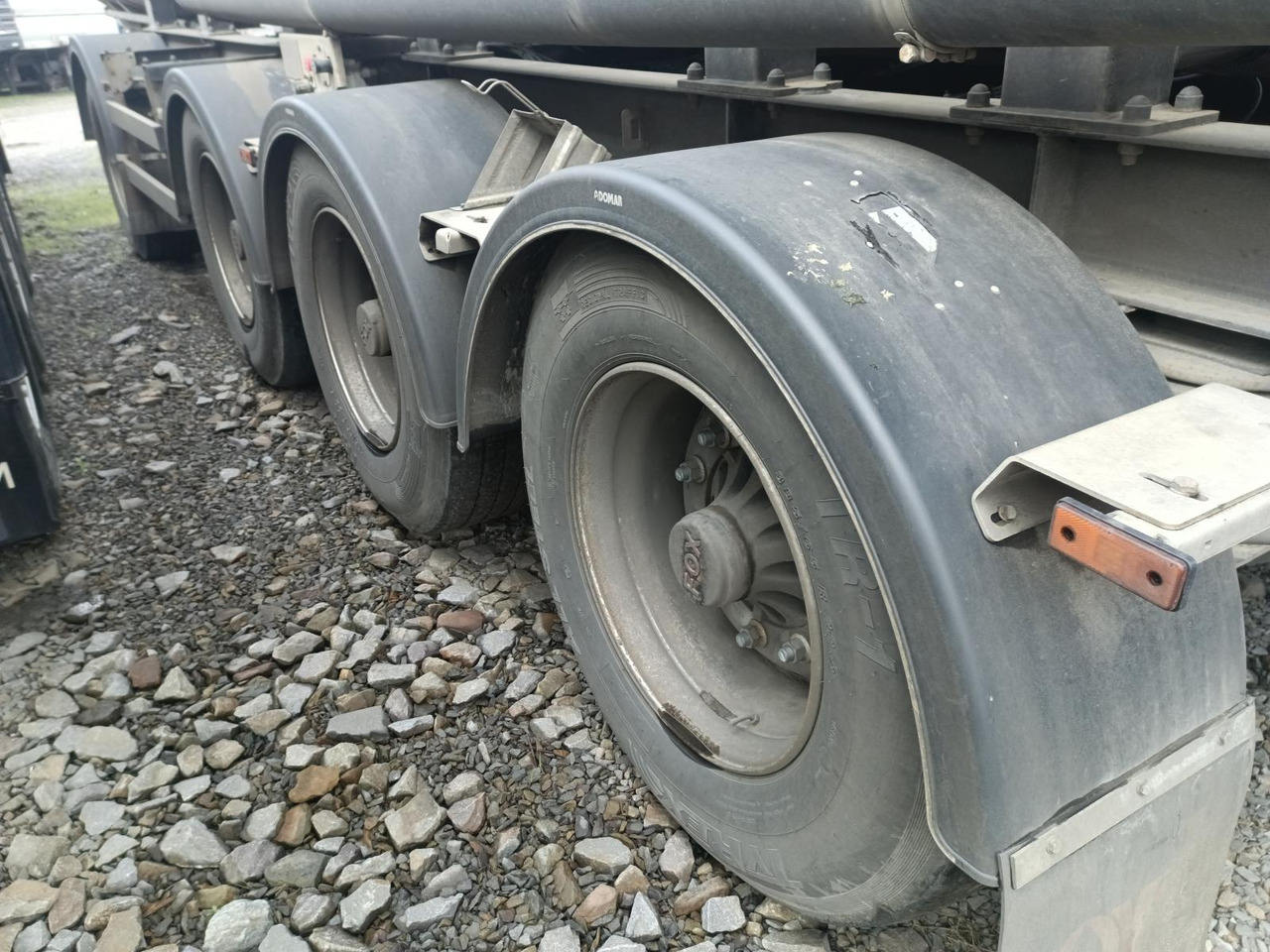 Полуприцеп-цистерна FoxTank 877722: фото 7 Полуприцеп-цистерна FoxTank 877722: фото 7
