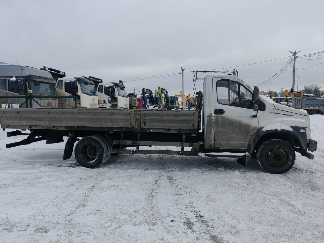 GAZ C41RB3 - Тентованный грузовик: фото 3 GAZ C41RB3 - Тентованный грузовик: фото 3