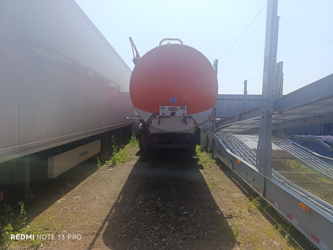 GT7 ППЦ-28 - Полуприцеп-цистерна: фото 1 GT7 ППЦ-28 - Полуприцеп-цистерна: фото 1