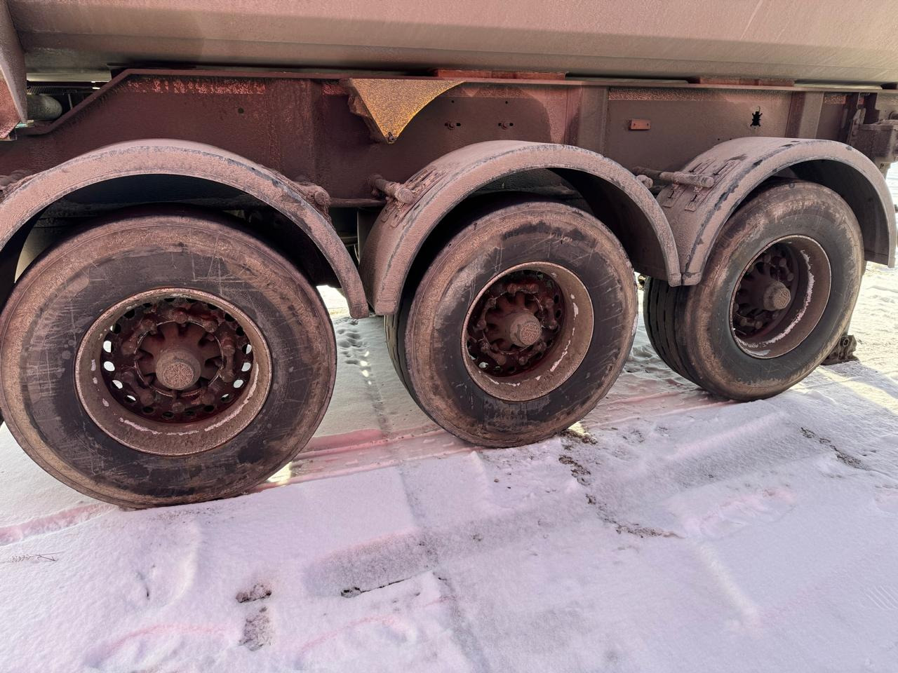 Самосвальный полуприцеп Grunwald 9453-0000010-50: фото 8 Самосвальный полуприцеп Grunwald 9453-0000010-50: фото 8