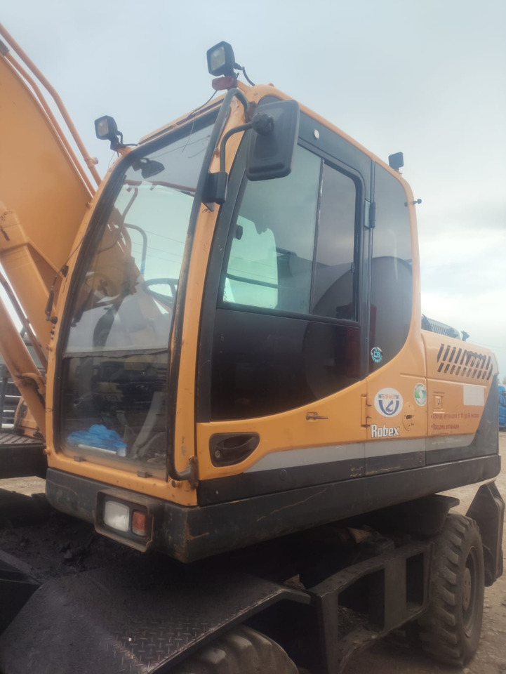 Колёсный экскаватор Hyundai R180W-9S: фото 6