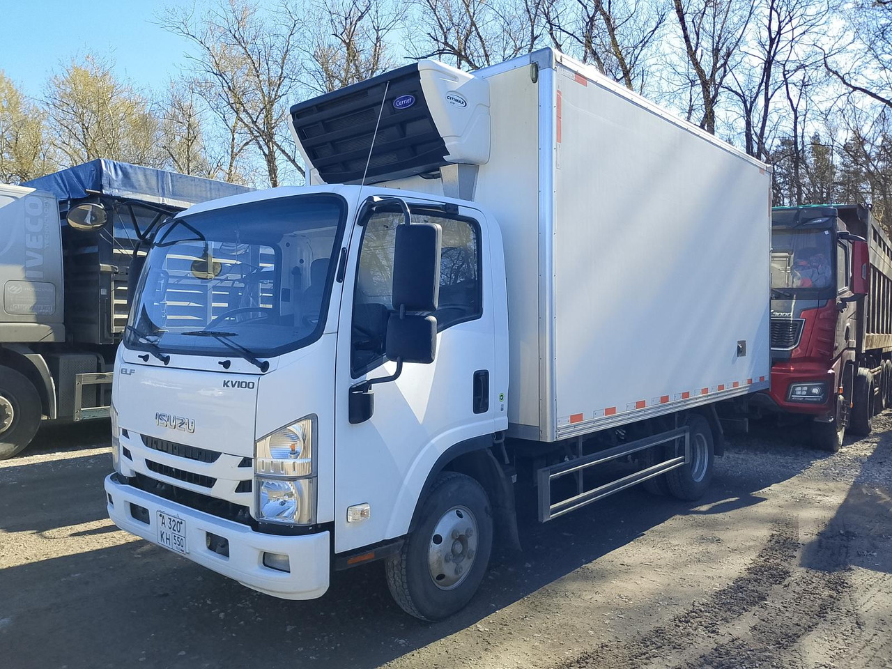 Isuzu ELF KV100 - Рефрижератор: фото 2 Isuzu ELF KV100 - Рефрижератор: фото 2