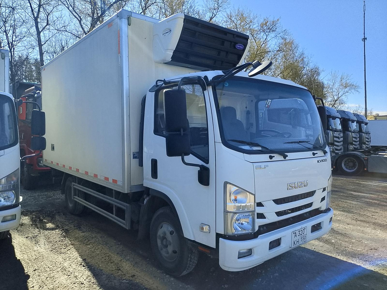 Isuzu ELF KV100 - Рефрижератор: фото 3 Isuzu ELF KV100 - Рефрижератор: фото 3