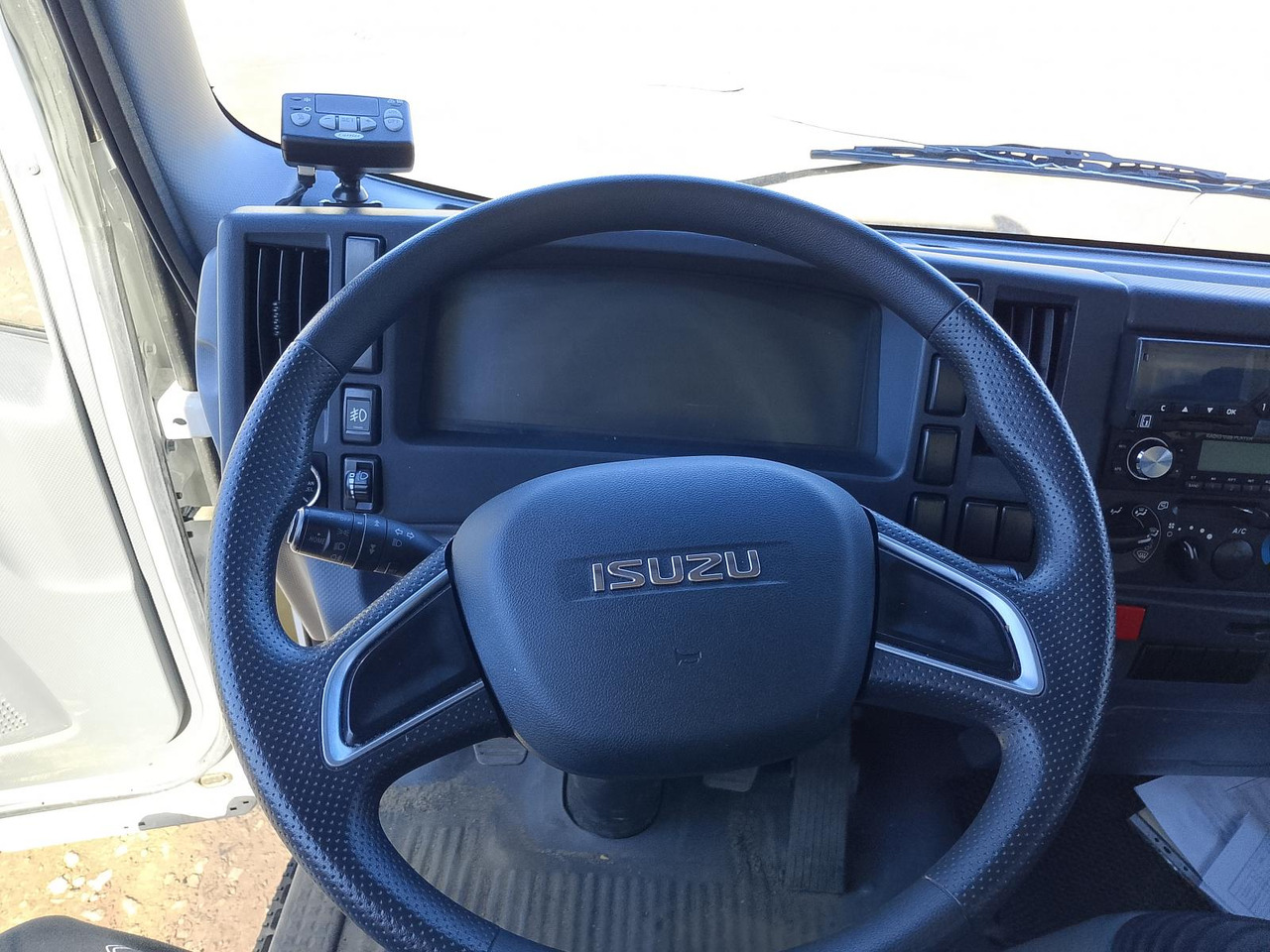 Рефрижератор Isuzu ELF KV100: фото 6