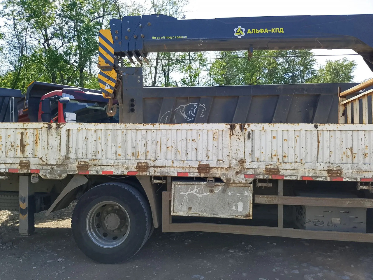 Isuzu QL5183JSQ6 - Бортовой грузовик/ Платформа, Автоманипулятор: фото 4 Isuzu QL5183JSQ6 - Бортовой грузовик/ Платформа, Автоманипулятор: фото 4