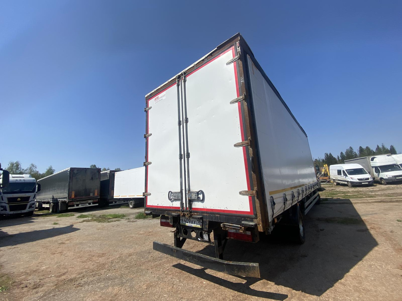 JAC 2818G-41 - Тентованный грузовик: фото 4 JAC 2818G-41 - Тентованный грузовик: фото 4