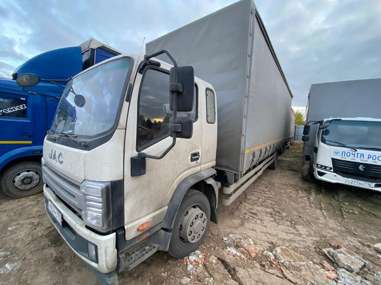 JAC SMA516 - Тентованный грузовик: фото 3 JAC SMA516 - Тентованный грузовик: фото 3