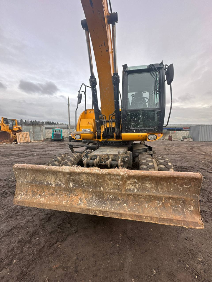 JCB JS160W - Колёсный экскаватор: фото 1 JCB JS160W - Колёсный экскаватор: фото 1