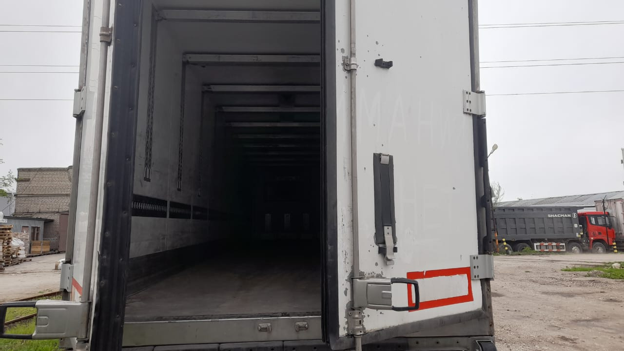 Полуприцеп-рефрижератор КАРГОБАЛТ 923810: фото 7 Полуприцеп-рефрижератор КАРГОБАЛТ 923810: фото 7