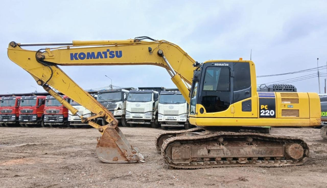 KOMATSU PC 220-8M0 - Гусеничный экскаватор: фото 1 KOMATSU PC 220-8M0 - Гусеничный экскаватор: фото 1