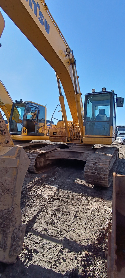 KOMATSU PC 220-8M0 - Гусеничный экскаватор: фото 2 KOMATSU PC 220-8M0 - Гусеничный экскаватор: фото 2