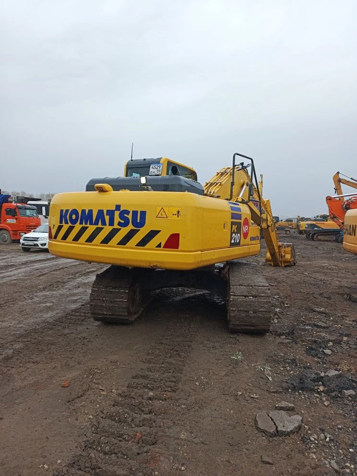 KOMATSU PC210-10M0 - Гусеничный экскаватор: фото 4 KOMATSU PC210-10M0 - Гусеничный экскаватор: фото 4