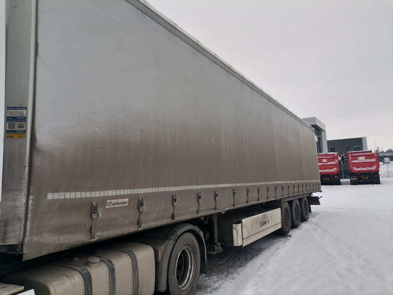 Krone SD - Тентованный полуприцеп: фото 3 Krone SD - Тентованный полуприцеп: фото 3