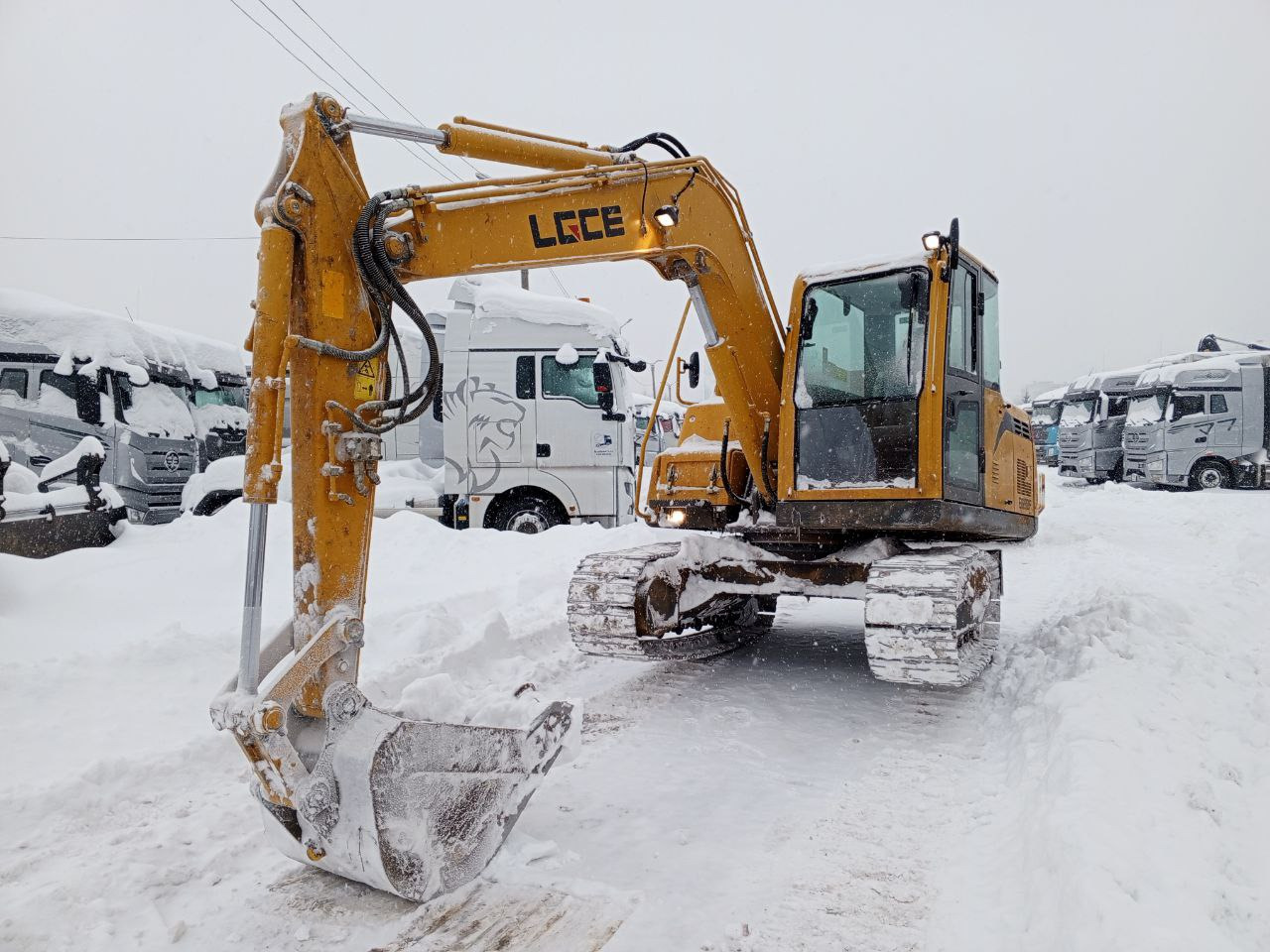 LGCE E690F - Мини-экскаватор: фото 4 LGCE E690F - Мини-экскаватор: фото 4
