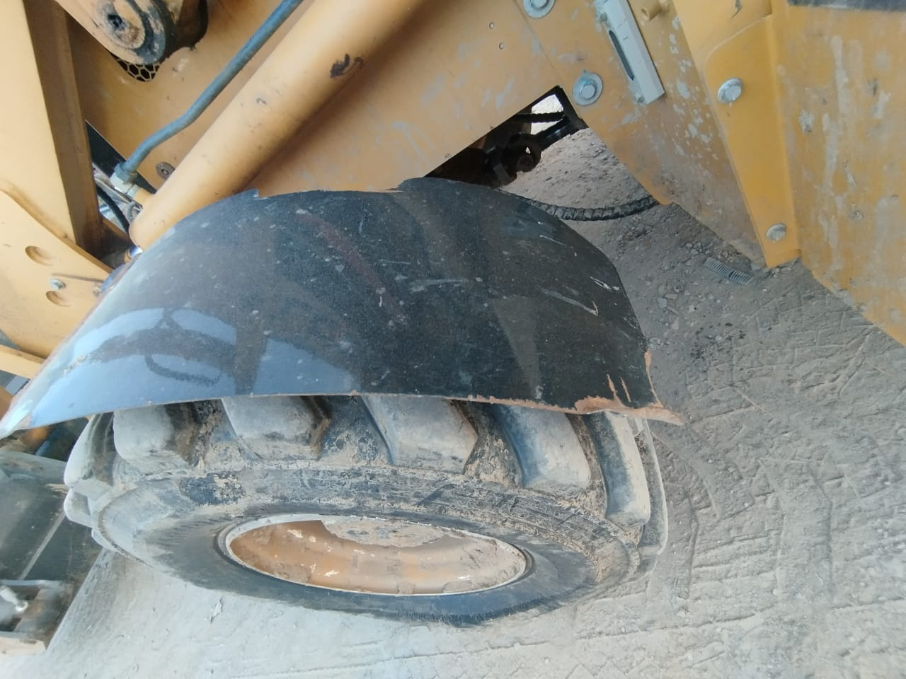 Экскаватор-погрузчик LGCM LGB88: фото 10