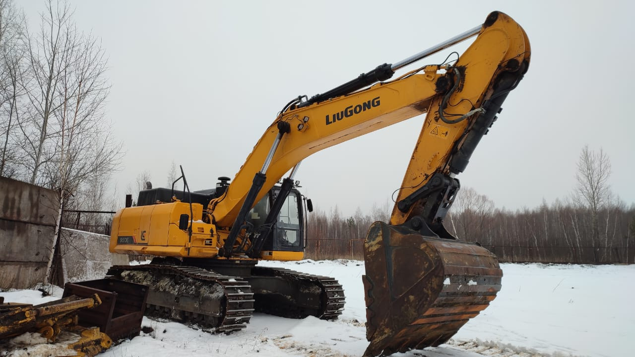 LiuGong CLG950E - Гусеничный экскаватор: фото 1 LiuGong CLG950E - Гусеничный экскаватор: фото 1
